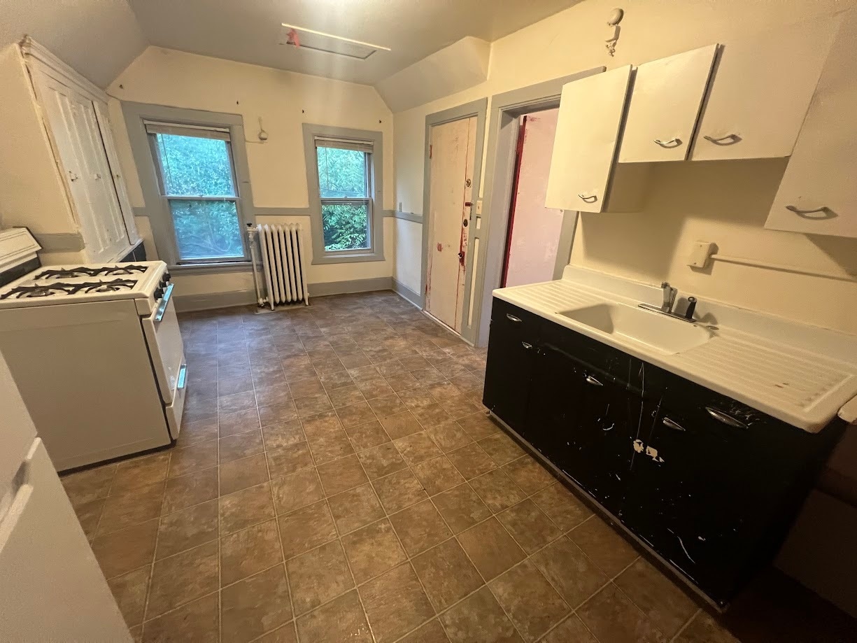 Building Photo - 221 N Livingston St