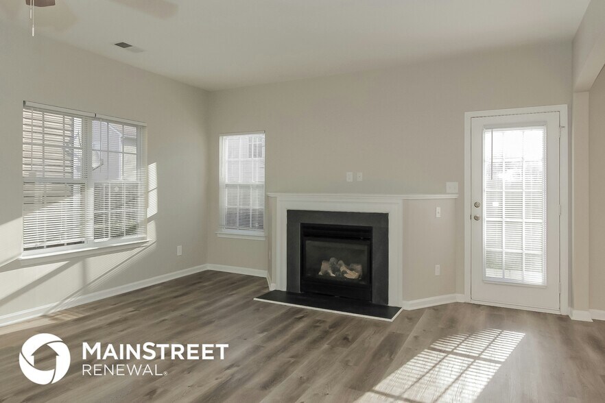 Building Photo - 5110 Livermore Ln