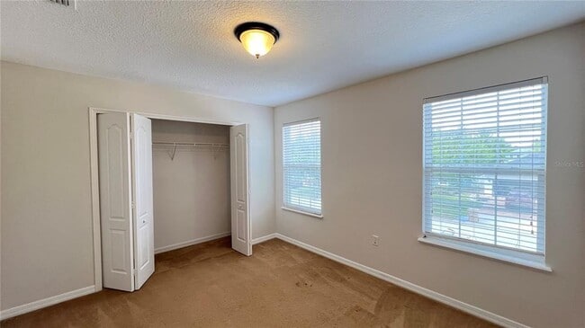 Building Photo - 16048 Yelloweyed Dr