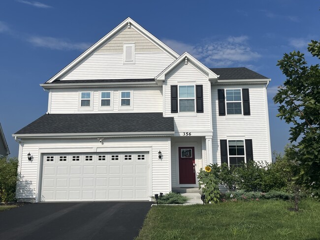 Building Photo - 356 S Pointe Ave