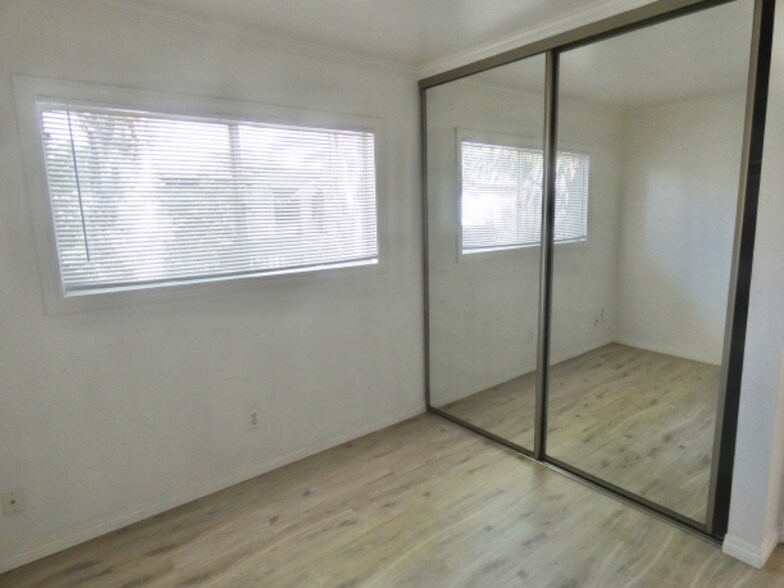 Building Photo - 350 Chestnut Ave