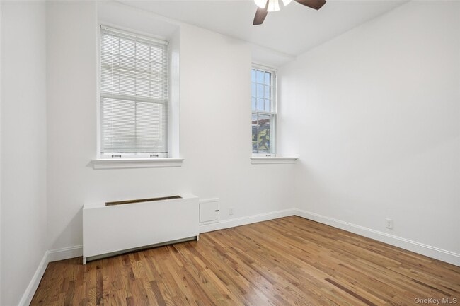 Building Photo - 3208 Villa at the Woods