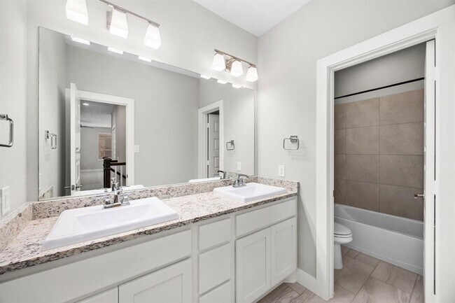 Building Photo - 13207 Terania Clf Trce
