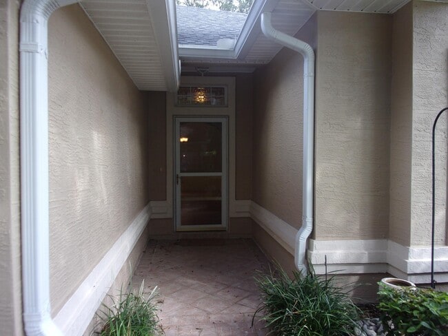 Building Photo - 512 Boxwood Pl