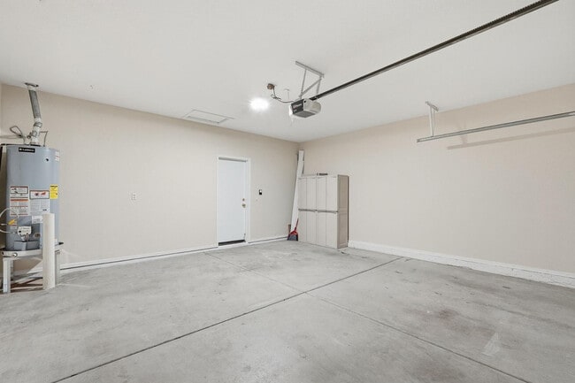 Building Photo - 6844 W Harrison St