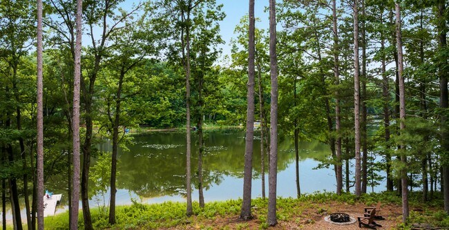 Building Photo - Tranquil Waters - Furnished Monthly Rental