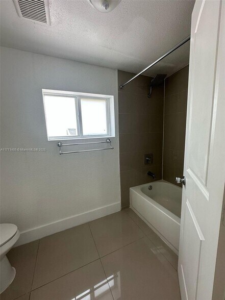 Building Photo - 11722 SW 168th Ter