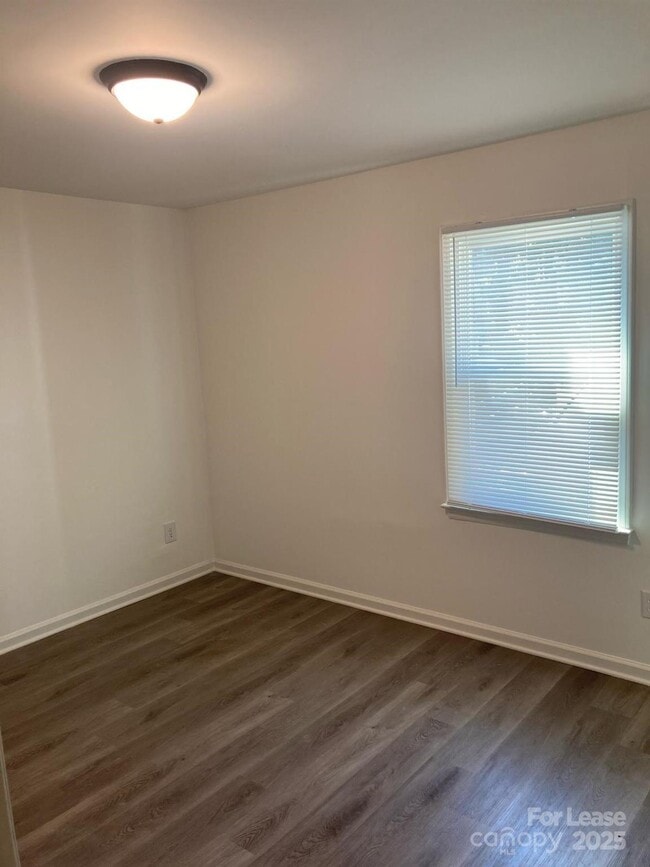 Building Photo - 1107 Keswick Pl