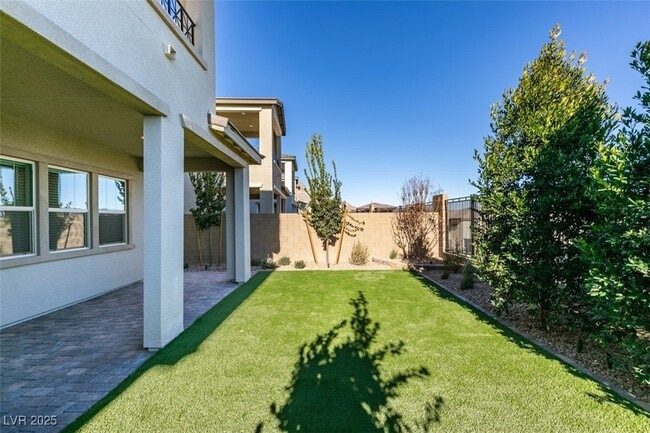 Building Photo - 568 Clover Bar Ln