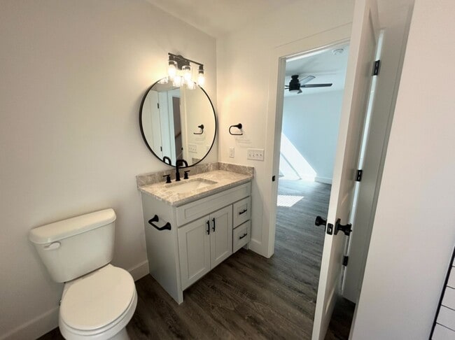 Building Photo - 3 Bedroom 2 Bathroom Home for Rent