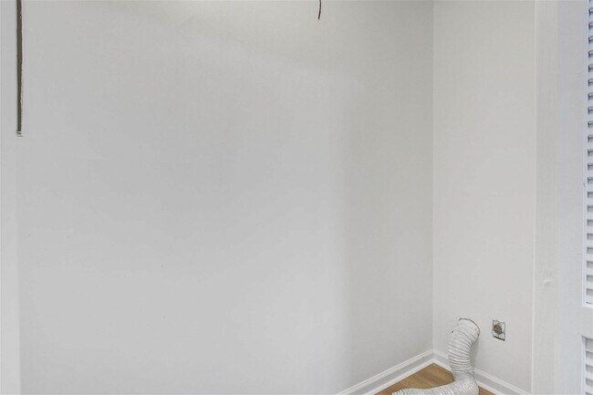 Building Photo - 2150 Spoleto Lane Apt #B6, North Charlesto...