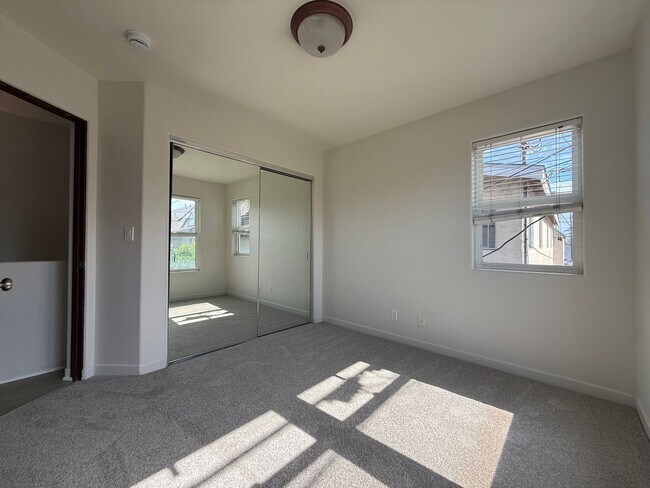 Building Photo - 3536-3538 Herman Avenue
