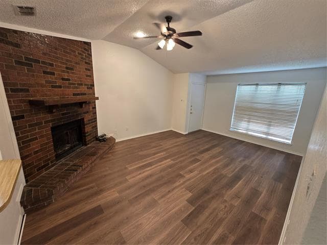 Building Photo - 7451 N College Cir
