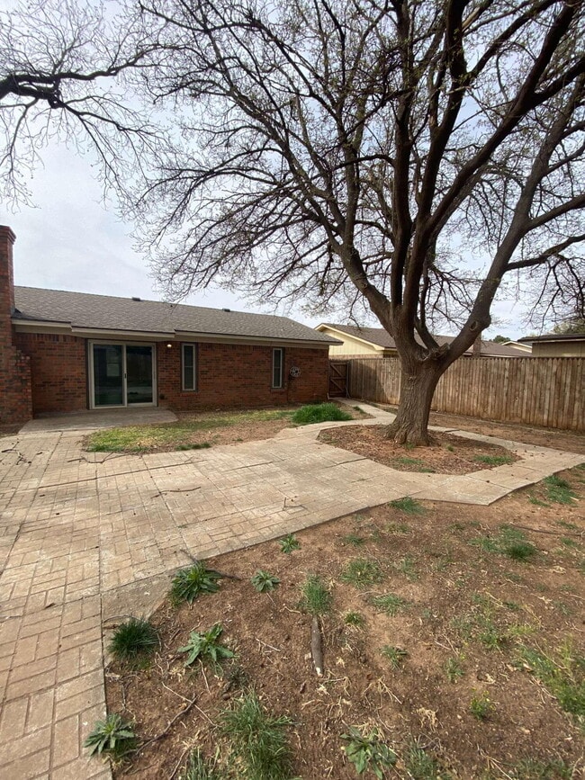 Building Photo - 2608 78th St