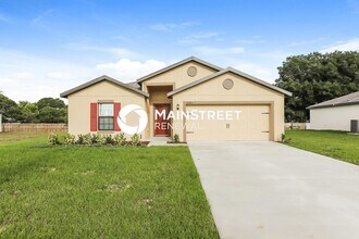 Building Photo - 5 Bedroom Pet-Friendly Home in Leesburg, FL with Main Street Renewal