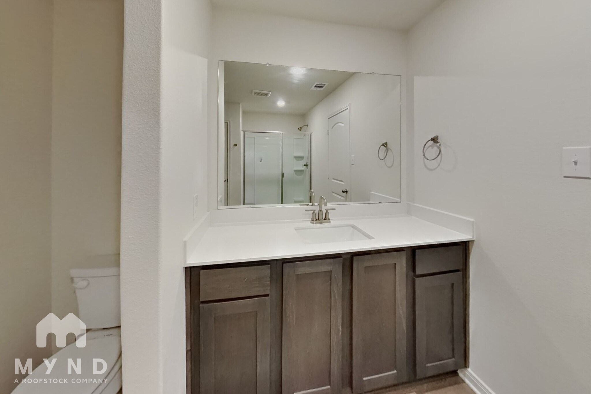 Building Photo - 526 A D Crain St