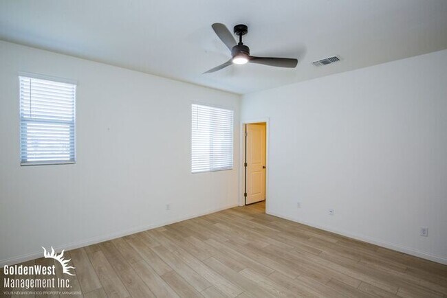 Building Photo - Newly built 3Bdm 2.5Ba Townhome in Summerlin!