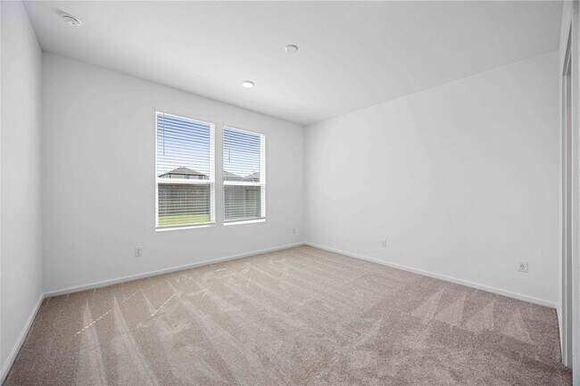 Primary Photo - 21464 Austell Pond Dr