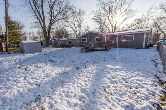 Building Photo - 3798 Rutledge Dr
