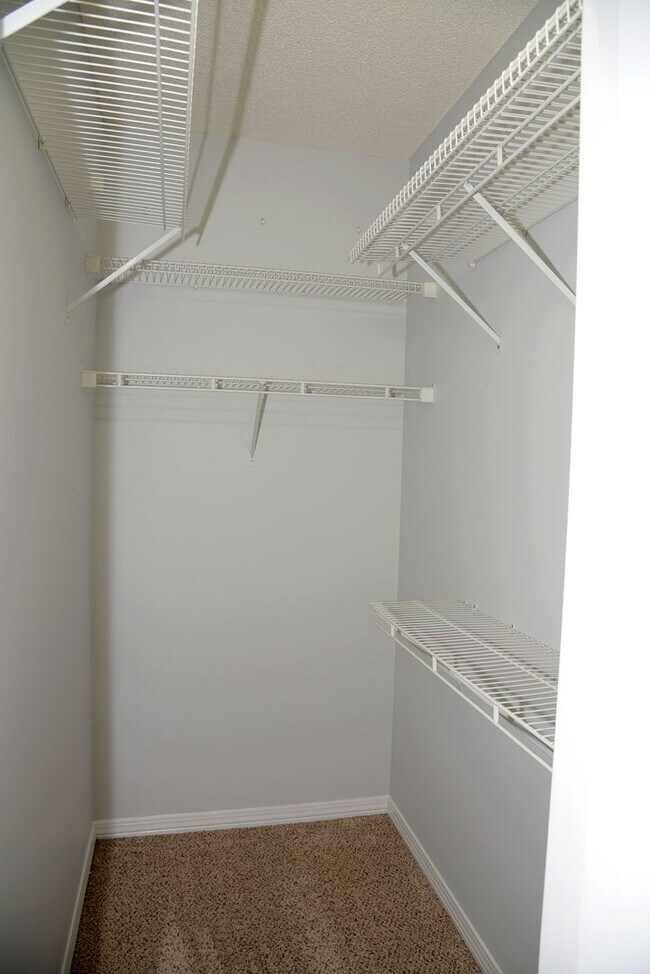 Building Photo - Rare 3 Bedroom Condo in Niceville!