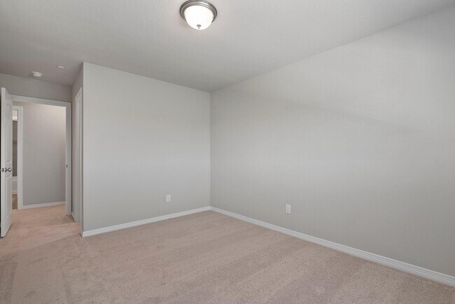 Building Photo - 2852 Baneberry Ln