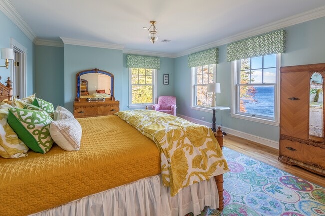 Building Photo - 9 Rockcraft