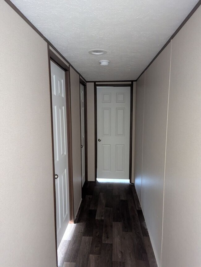 Building Photo - Brand new 3 bed/2 bath home