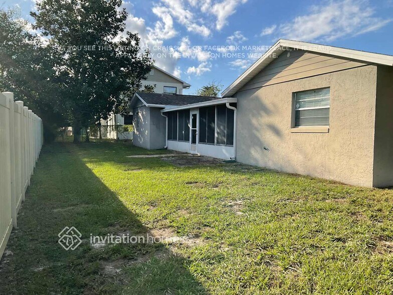 Building Photo - 1411 Prince Philip Dr