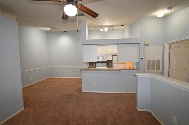 Building Photo - 36113 Deer Creek Dr