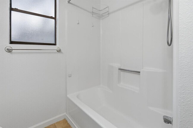 Building Photo - 12416 Deer Falls Dr
