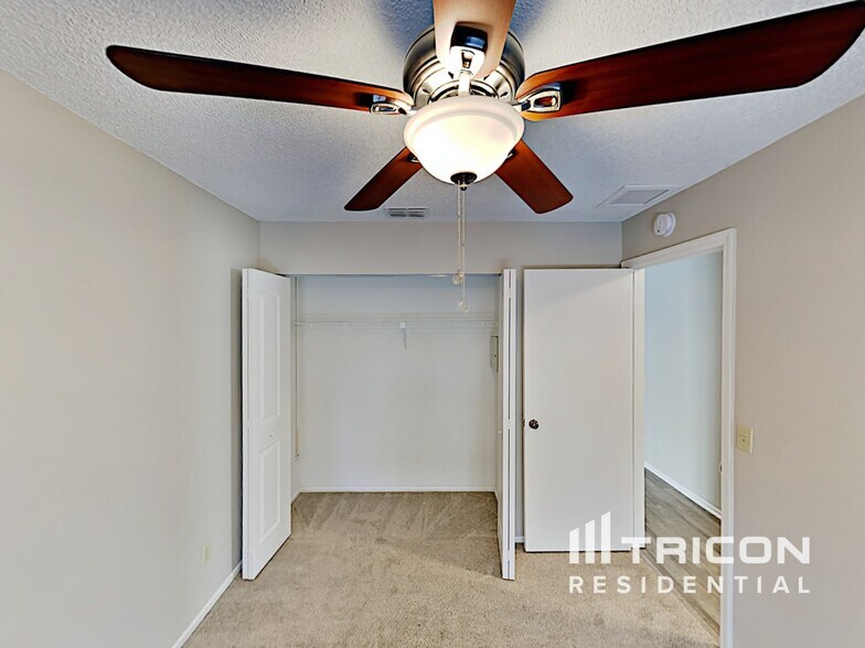 Building Photo - 8306 Riverboat Dr