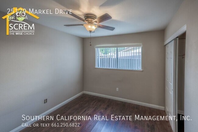 Building Photo - Single Story Three Bedroom Home in Newhall