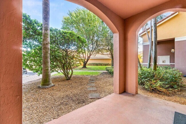 Building Photo - 1000 Scotia Dr