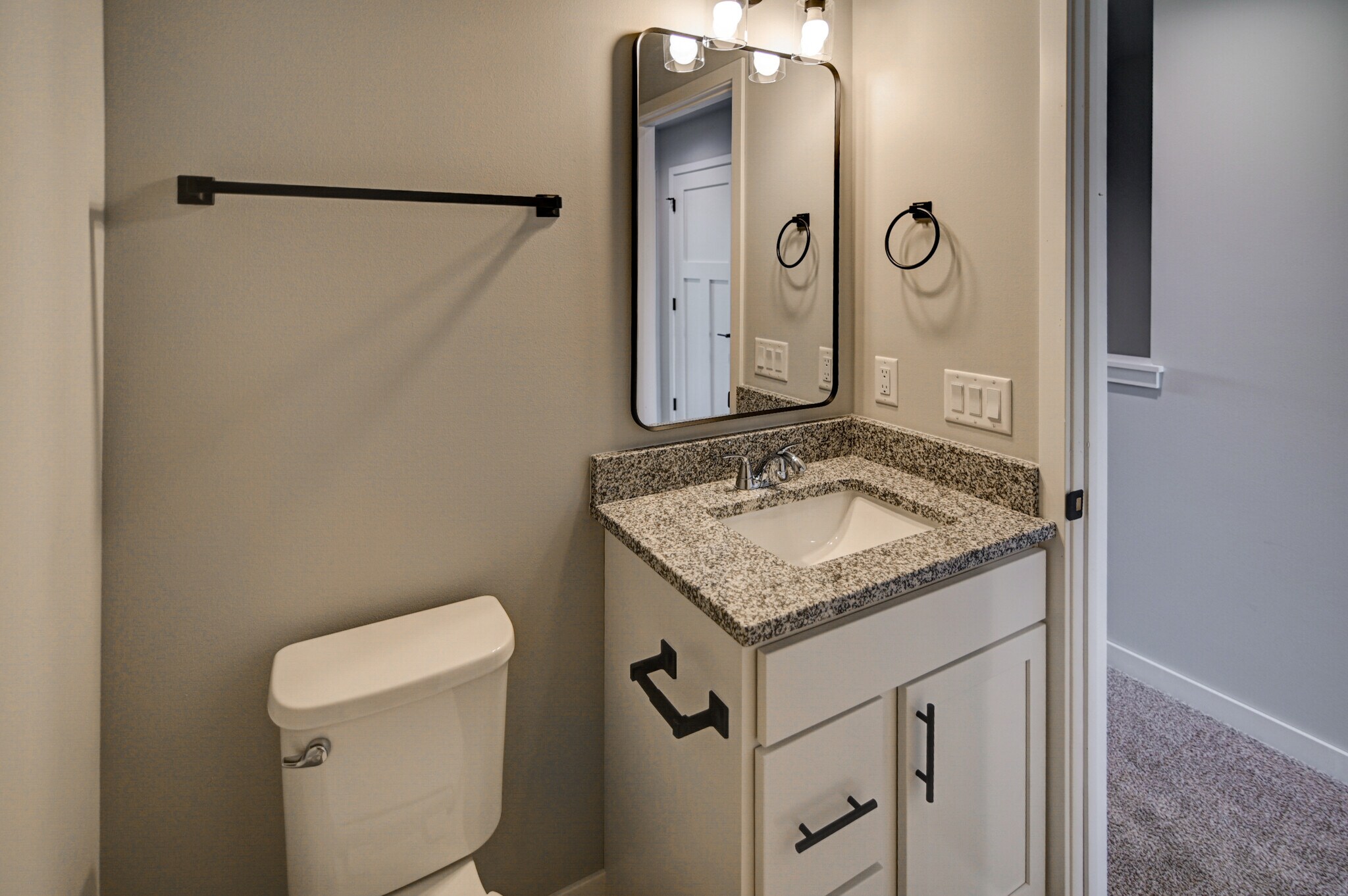 Building Photo - 2908 Radicchio Dr