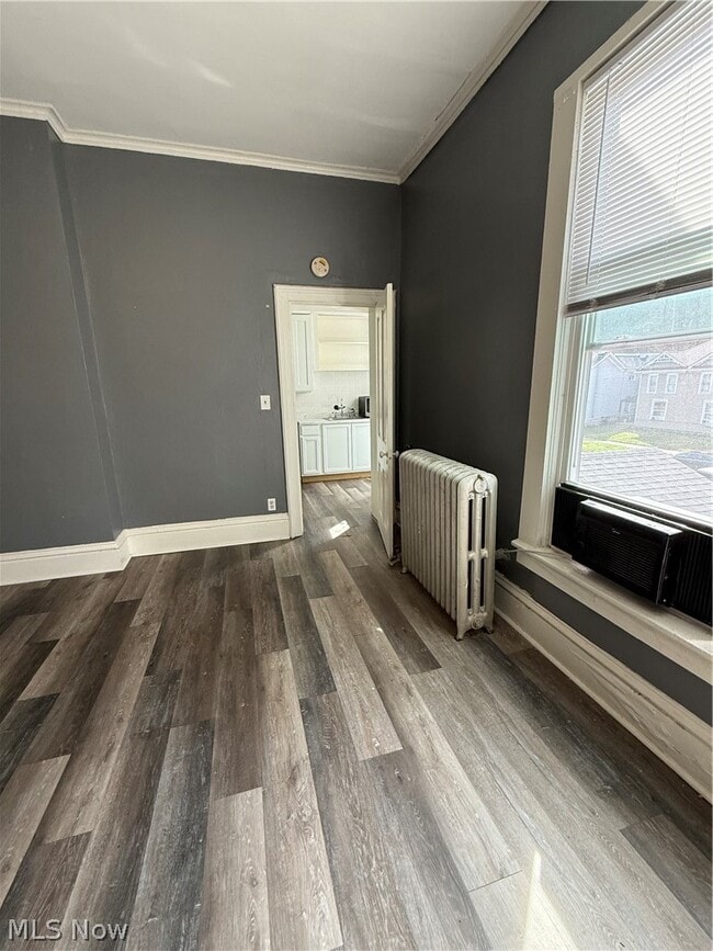 Building Photo - 320 Woodlawn Ave