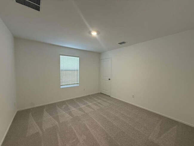 Building Photo - 18020 Lark Sparrow Dr