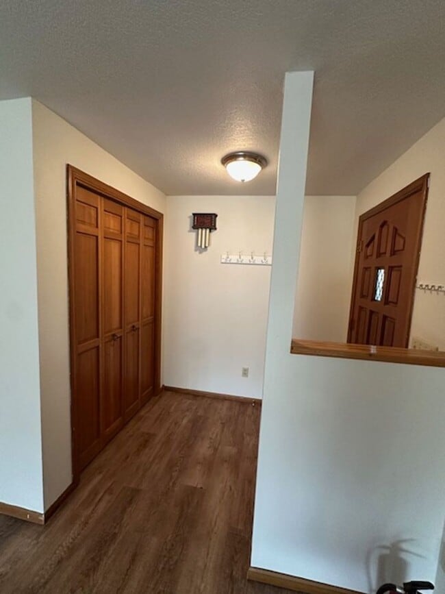 Building Photo - 23601 Labare Rd