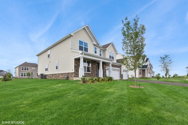 Building Photo - 16157 S Crossing Dr
