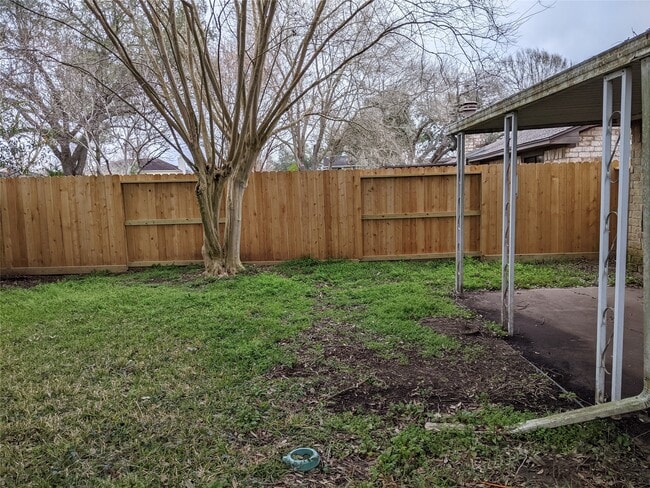 Building Photo - 2519 Buffalo Trail