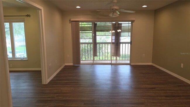 Building Photo - 12119 Sunny Glen Ln