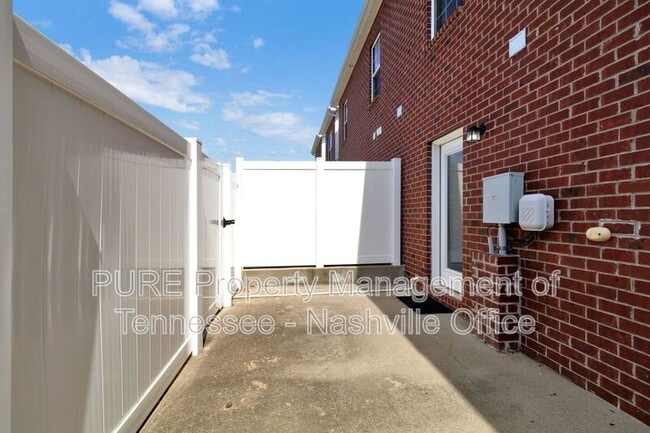 Building Photo - 106 Latimer Dr