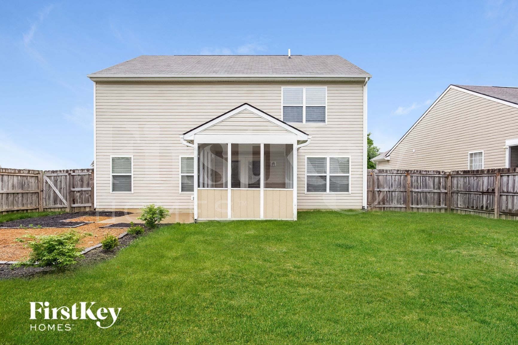 Building Photo - 15490 Farmland Ct