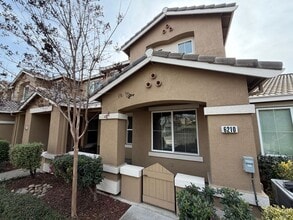 Building Photo - Cozy 3BD/2BA Townhouse-Style Livermore Condo!
