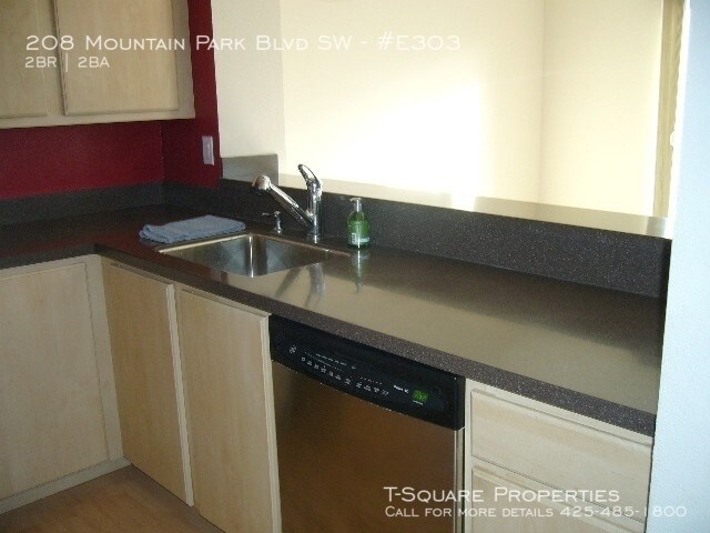 Building Photo - 208 Mountain Park Blvd SW