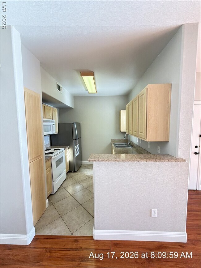 Building Photo - 8000 W Badura Ave