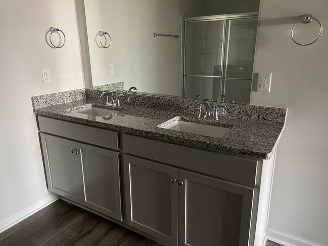 Building Photo - Welcome to your dream home in the heart of...