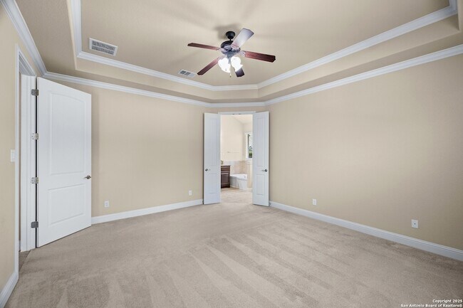 Building Photo - 723 Viento Point