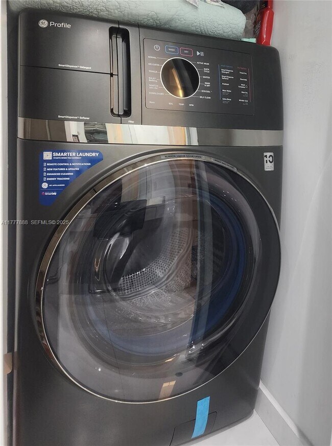 Building Photo - 3505 S Ocean Dr