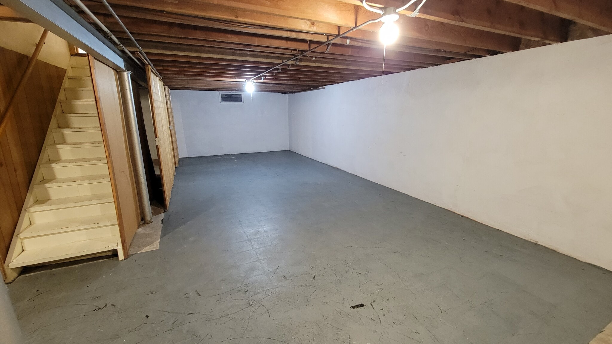 Building Photo - 1125 Woodman Rd