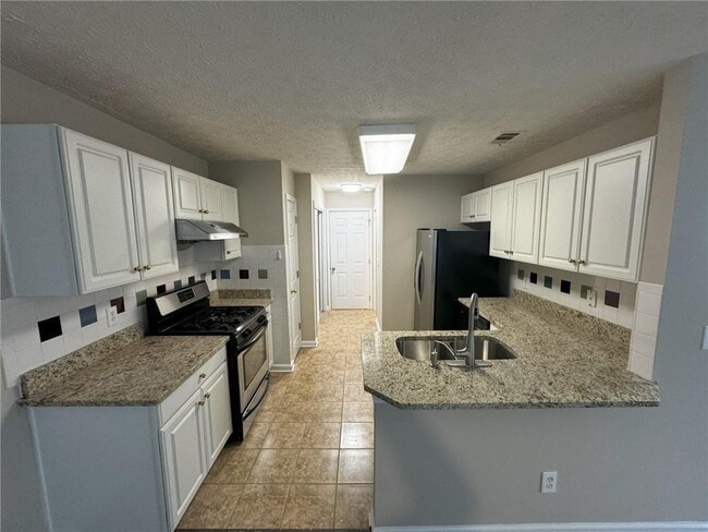 Building Photo - 13357 Aventide Ln